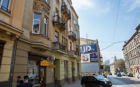 R.O.Y.A.L Apartments